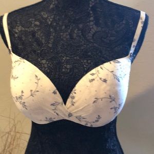 Victoria secret bra